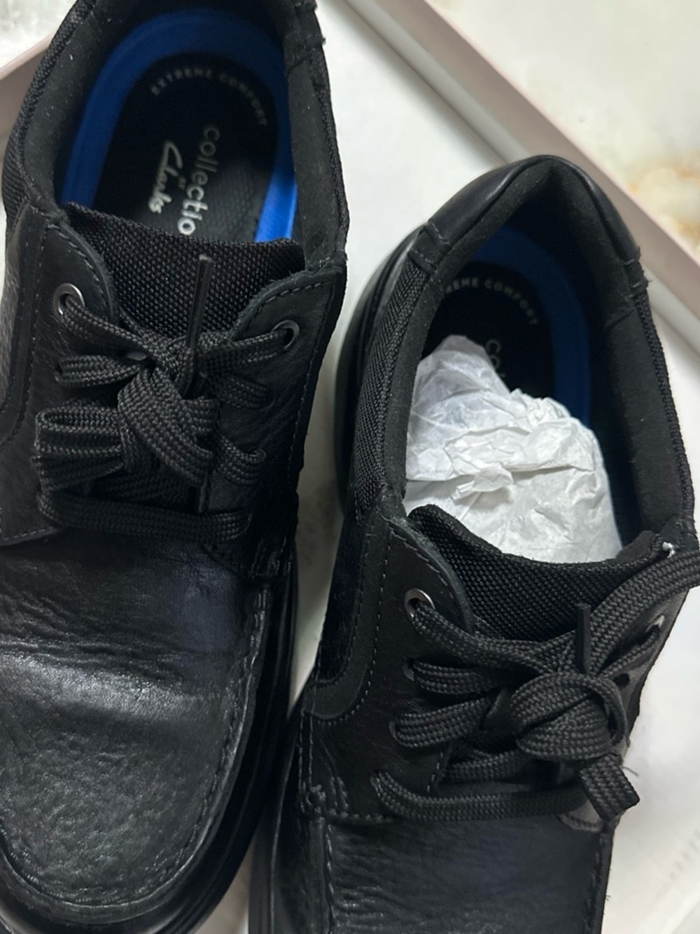 Clarks Men’s Black Leather Lace-Up Comfort Loafers